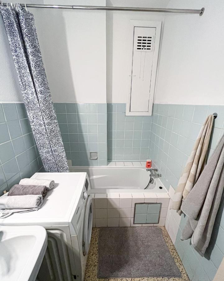 Cosy Two Bedroom Apartment In Brussels Luaran gambar